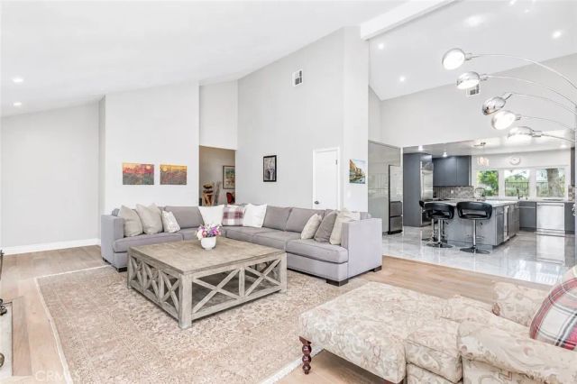 8815 Los Coyotes, Buena Park, CA 90621