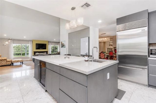 8815 Los Coyotes, Buena Park, CA 90621