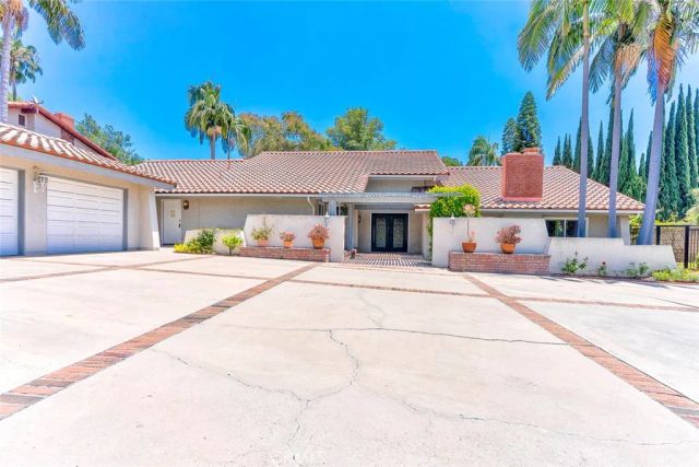 8815 Los Coyotes, Buena Park, CA 90621