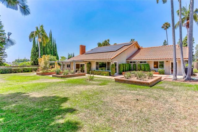 8815 Los Coyotes, Buena Park, CA 90621