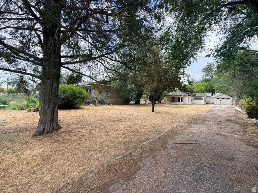 2467 S C AVE, Ogden, UT 84401 — photo 3