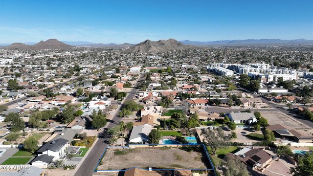 11451 N BANCROFT Drive 14, Phoenix, AZ 85028