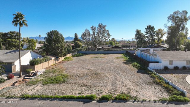 11451 N BANCROFT Drive 14, Phoenix, AZ 85028