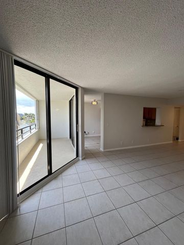 3555 S OCEAN Boulevard 411, South Palm Beach, FL 33480