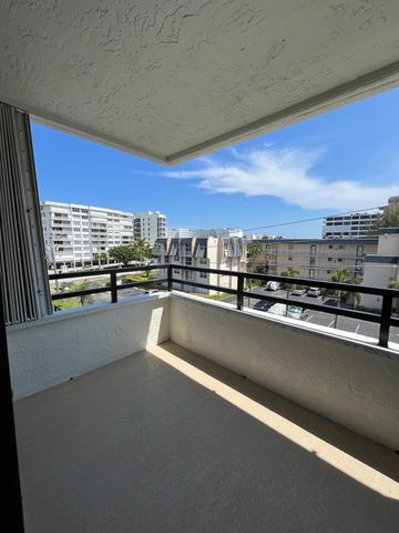 3555 S OCEAN Boulevard 411, South Palm Beach, FL 33480