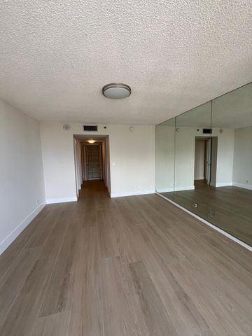3555 S OCEAN Boulevard 411, South Palm Beach, FL 33480