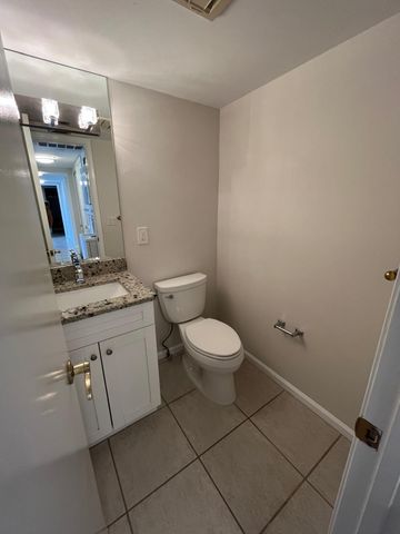 3555 S OCEAN Boulevard 411, South Palm Beach, FL 33480