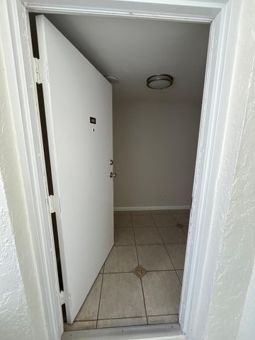 3555 S OCEAN Boulevard 411, South Palm Beach, FL 33480