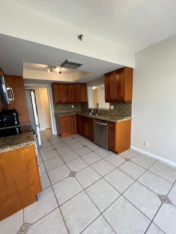 3555 S OCEAN Boulevard 411, South Palm Beach, FL 33480