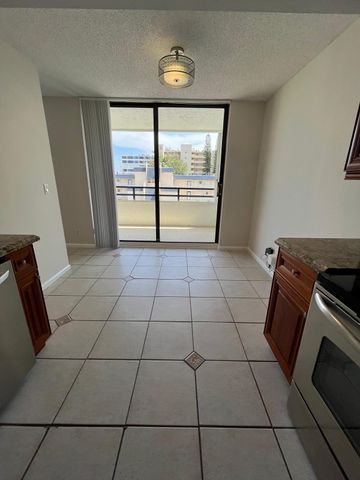 3555 S OCEAN Boulevard 411, South Palm Beach, FL 33480