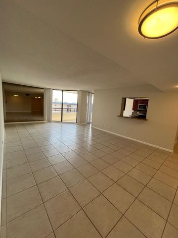 3555 S OCEAN Boulevard 411, South Palm Beach, FL 33480
