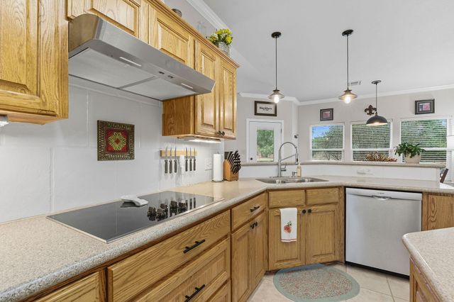 1206 Long MDW, Salado, TX 76571