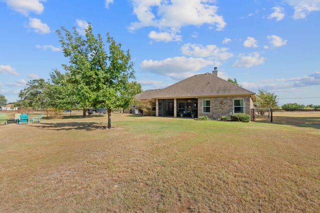 1206 Long MDW, Salado, TX 76571
