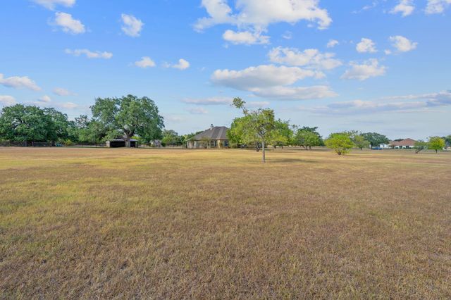 1206 Long MDW, Salado, TX 76571