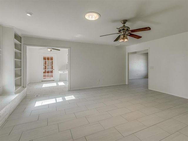 1520 Winding Creek Road, Moore, OK 73160
