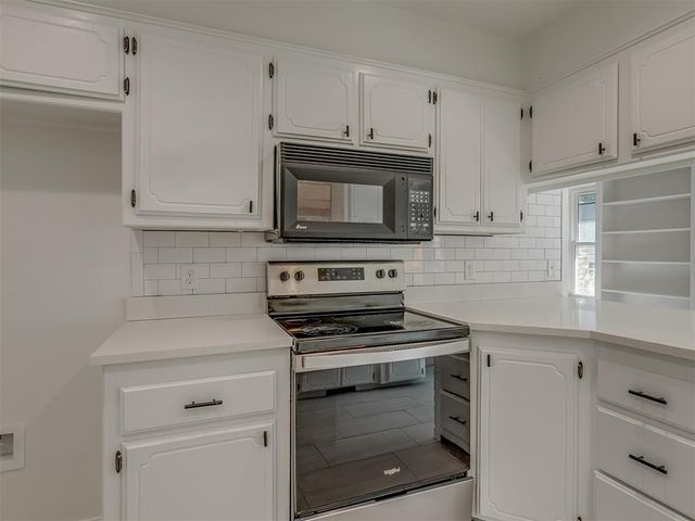 1520 Winding Creek Road, Moore, OK 73160