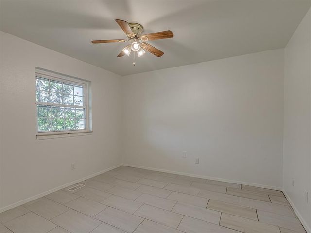 1520 Winding Creek Road, Moore, OK 73160