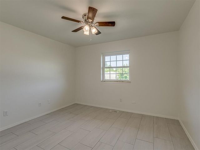 1520 Winding Creek Road, Moore, OK 73160