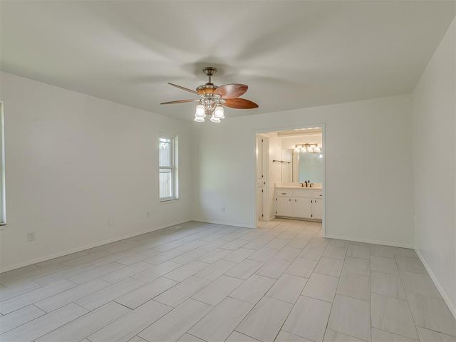 1520 Winding Creek Road, Moore, OK 73160