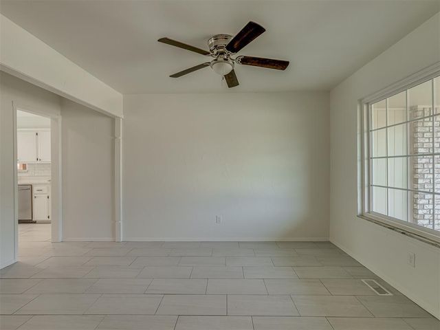 1520 Winding Creek Road, Moore, OK 73160