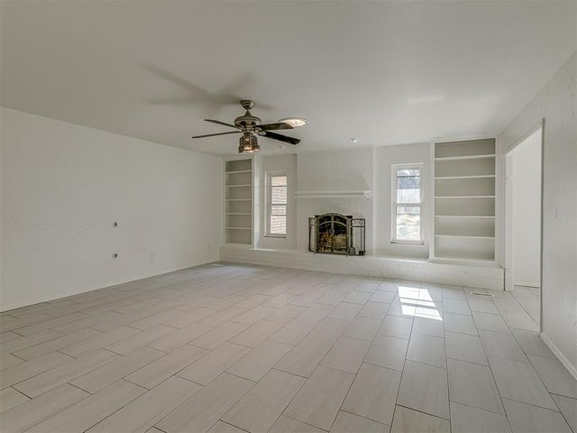 1520 Winding Creek Road, Moore, OK 73160