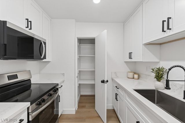 1011 Center Street, Henderson, NV 89015