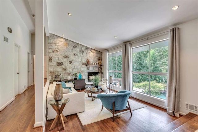 2588 Flair Knoll Drive, Atlanta, GA 30345