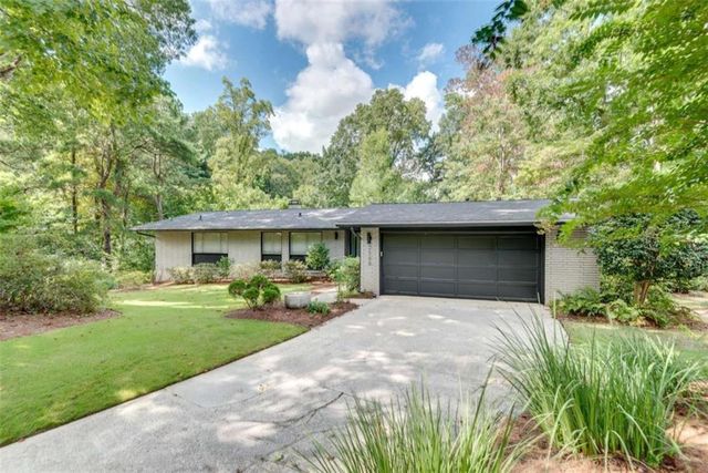 2588 Flair Knoll Drive, Atlanta, GA 30345