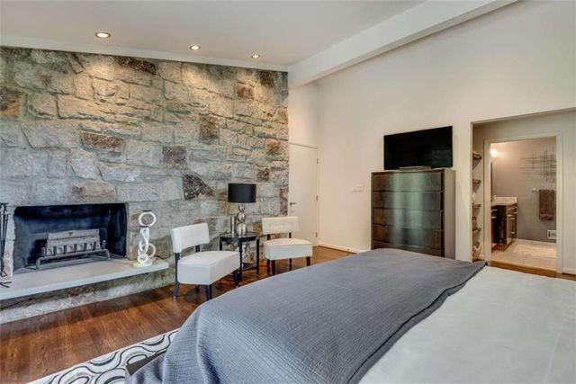 2588 Flair Knoll Drive, Atlanta, GA 30345