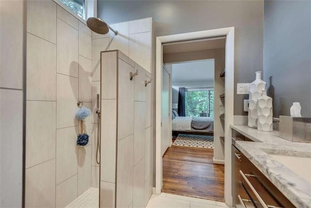 2588 Flair Knoll Drive, Atlanta, GA 30345