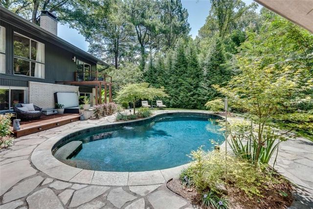 2588 Flair Knoll Drive, Atlanta, GA 30345