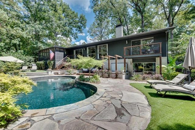 2588 Flair Knoll Drive, Atlanta, GA 30345