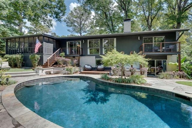 2588 Flair Knoll Drive, Atlanta, GA 30345