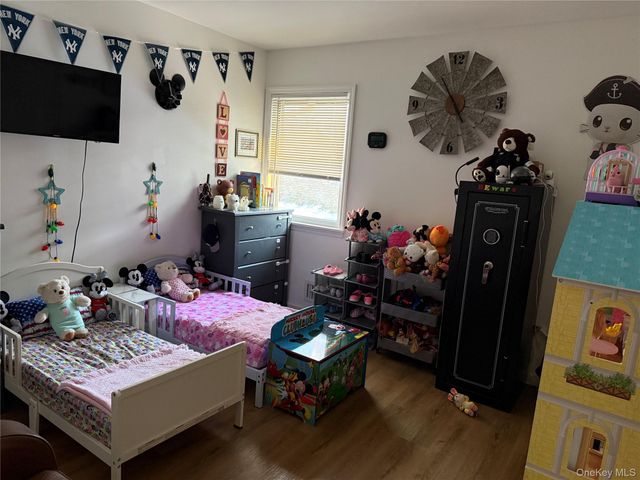 137-31 170th Street, Jamaica, NY 11434