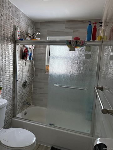 137-31 170th Street, Jamaica, NY 11434