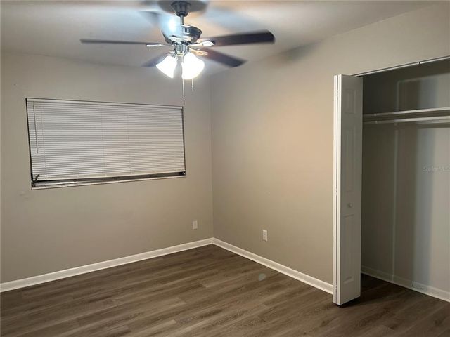 708 LAKEWOOD AVENUE, Tampa, FL 33613