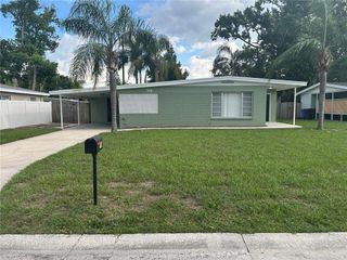 708 LAKEWOOD AVENUE, Tampa, FL 33613