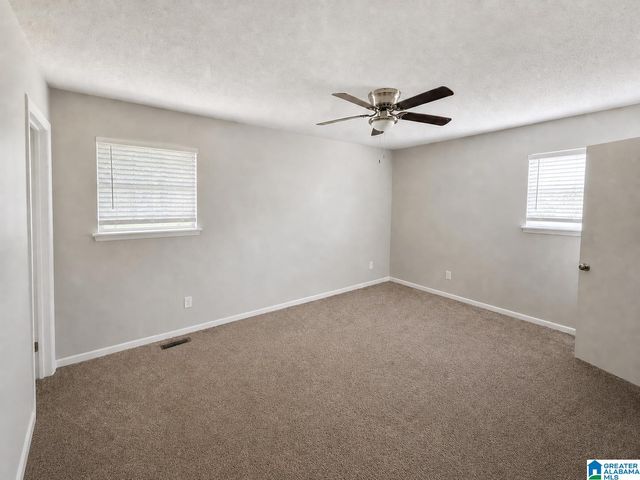 340 17TH AVENUE NW, Center Point, AL 35215