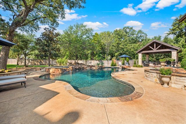 1700 Live Oak Lane, Southlake, TX 76092