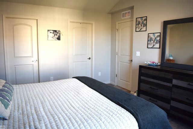 22053 Aberdeen Drive, Macomb Twp, MI 48042