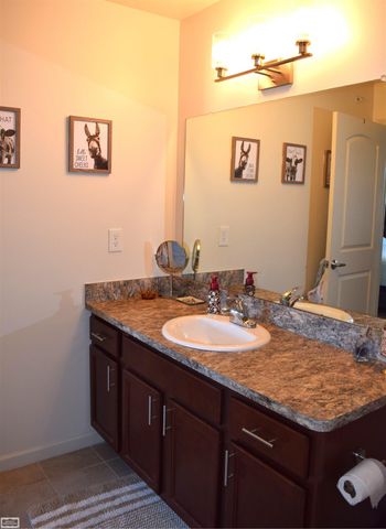 22053 Aberdeen Drive, Macomb Twp, MI 48042