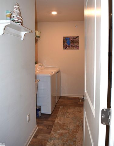 22053 Aberdeen Drive, Macomb Twp, MI 48042