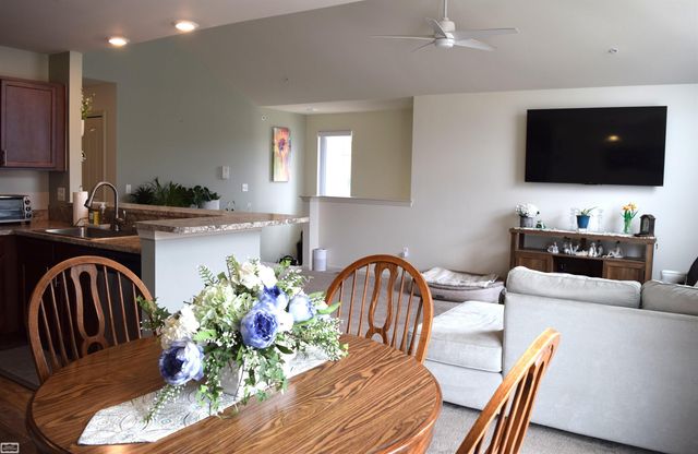 22053 Aberdeen Drive, Macomb Twp, MI 48042