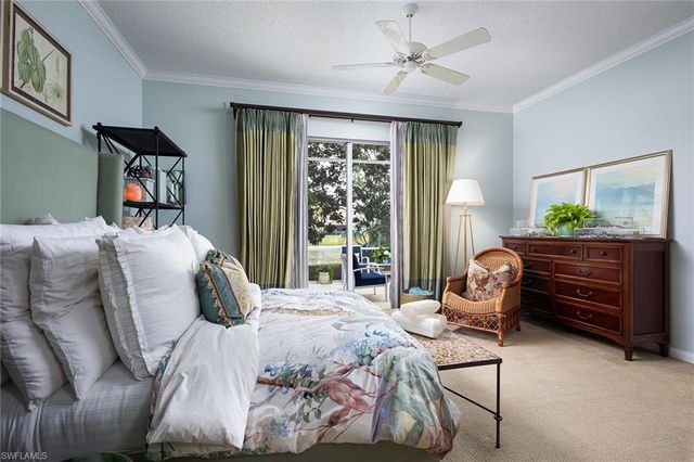 3822 Huelva CT, Naples, FL 34109