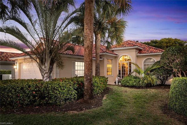 3822 Huelva CT, Naples, FL 34109