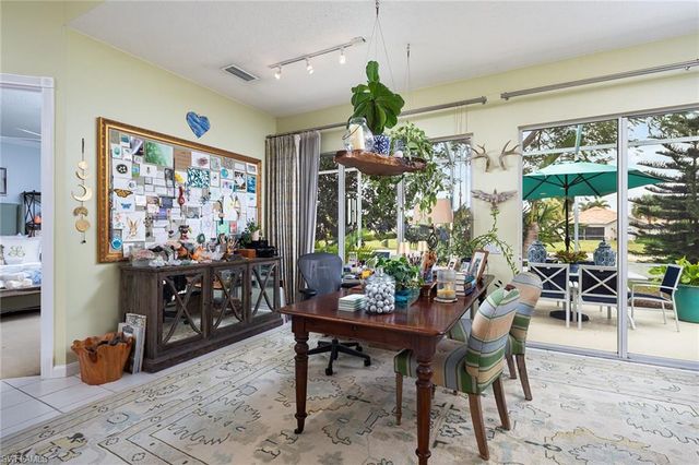 3822 Huelva CT, Naples, FL 34109