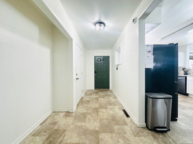 104 Maine Street, Walkerton, IN 46574