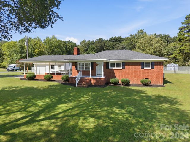 2424 Griffith Road, Monroe, NC 28112