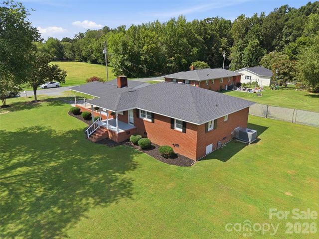 2424 Griffith Road, Monroe, NC 28112