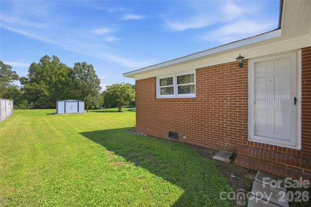 2424 Griffith Road, Monroe, NC 28112